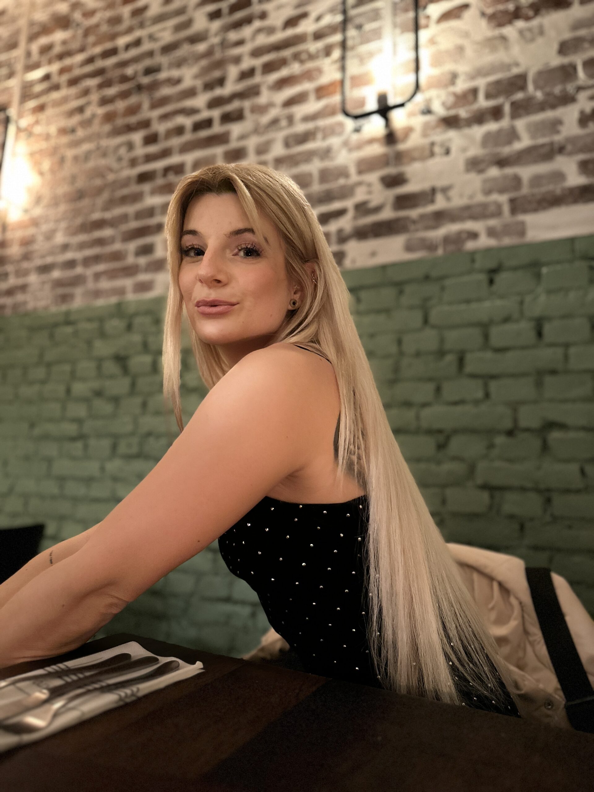 Mehr über den Artikel erfahren Spicymichelle – Vom Büro ins Schlafzimmer deiner Fantasie